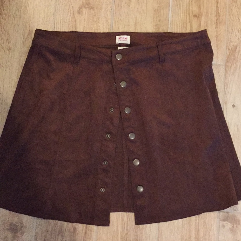 Brown skirt with buttons. Never been worn.